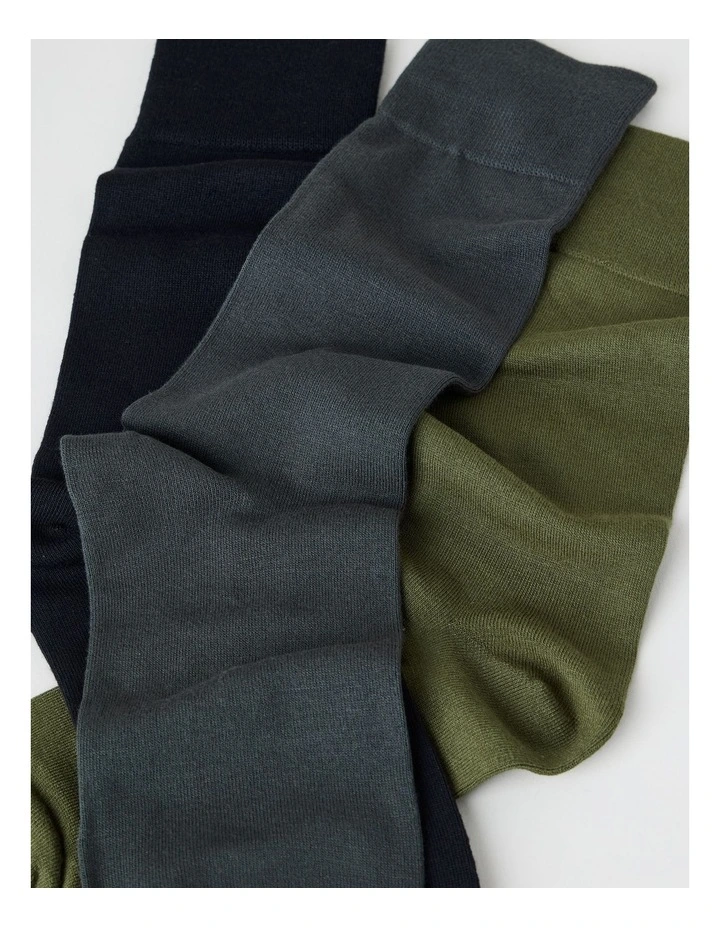 Bamboo Socks 3 Pack in Black, Charcoal, and Deep Green image 2