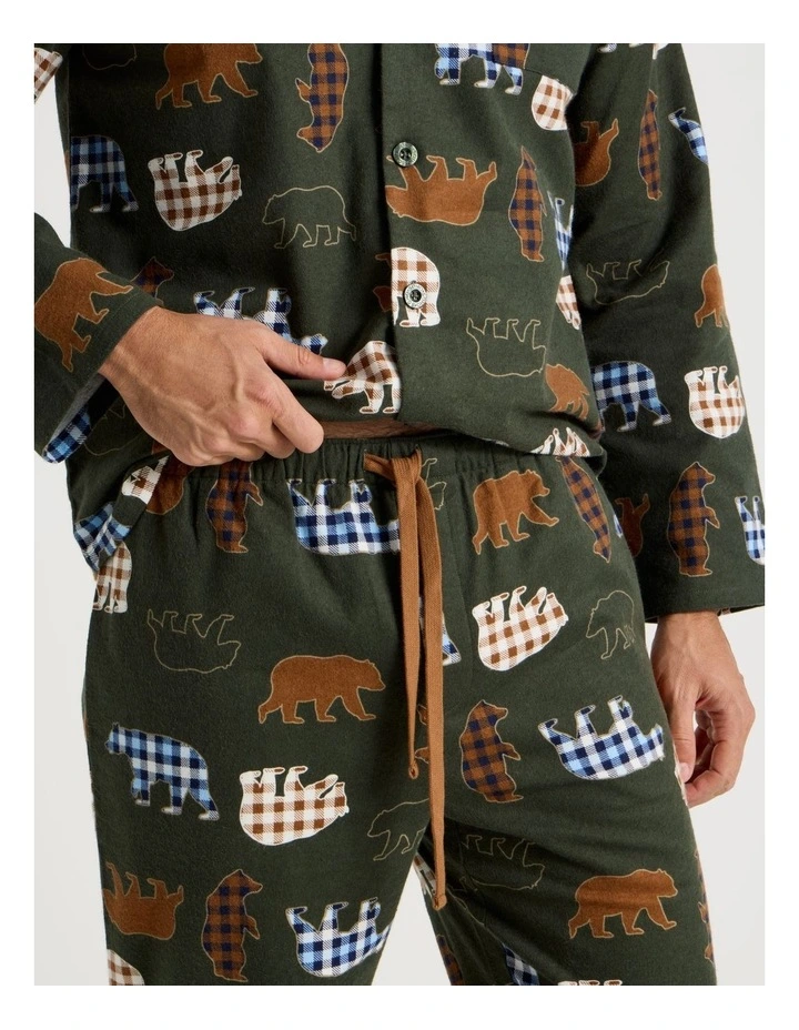 Long Sleeve Flannelette Pyjama Set in Winter Bears image 3