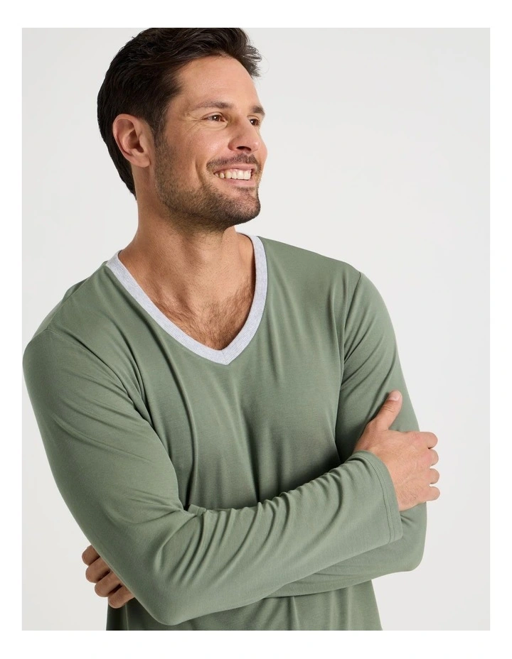 Bamboo Knit Pyjama Set in Green image 2
