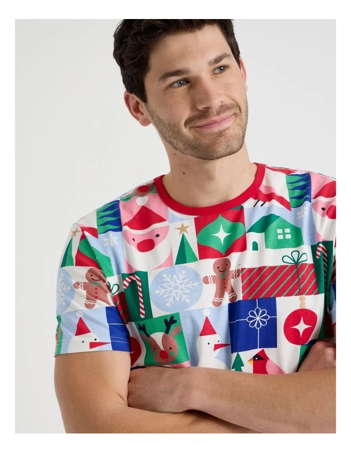Short Sleeve Men's Family Pyjama Set in Wrapping Paper with Gift Bag image 2