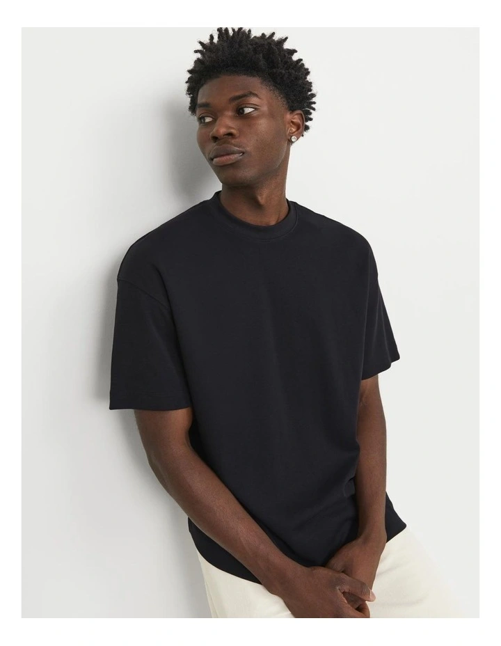 Eurban Edge Short Sleeve Tee O-Neck Noos in Black image 3