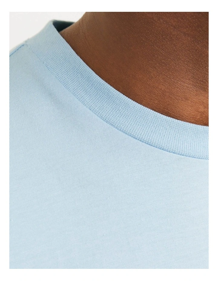 Beau Short Sleeved T-shirt in Chambray Blue image 4