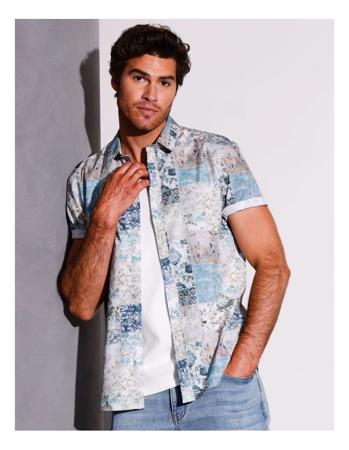 Aiden Short Sleeve Print Shirt in Green image 2