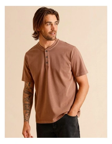 Essential Harley Short Sleeve Henley Tee in Copper