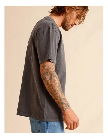 Essential Vance Vintage Oversize Tee in Charcoal