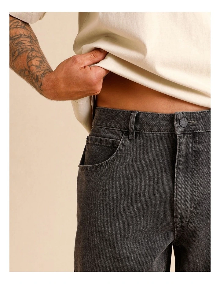 Essential Rylee Relaxed Jean in Charcoal image 6