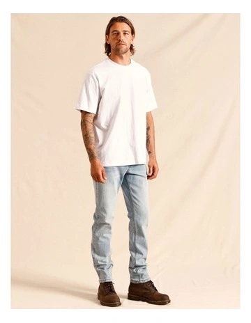 Essential Kristian Slim Tapered Jean Size 34 Leg Length in Denim