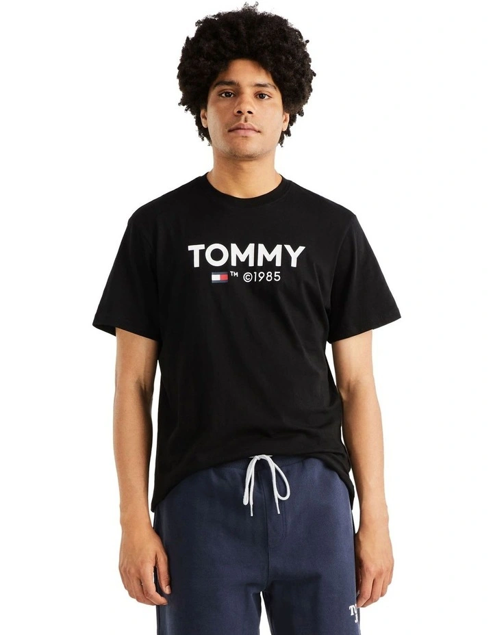 Slim Essential Tommy Tee in Black image 1