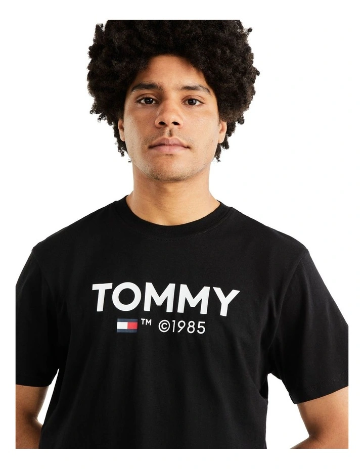 Slim Essential Tommy Tee in Black image 4