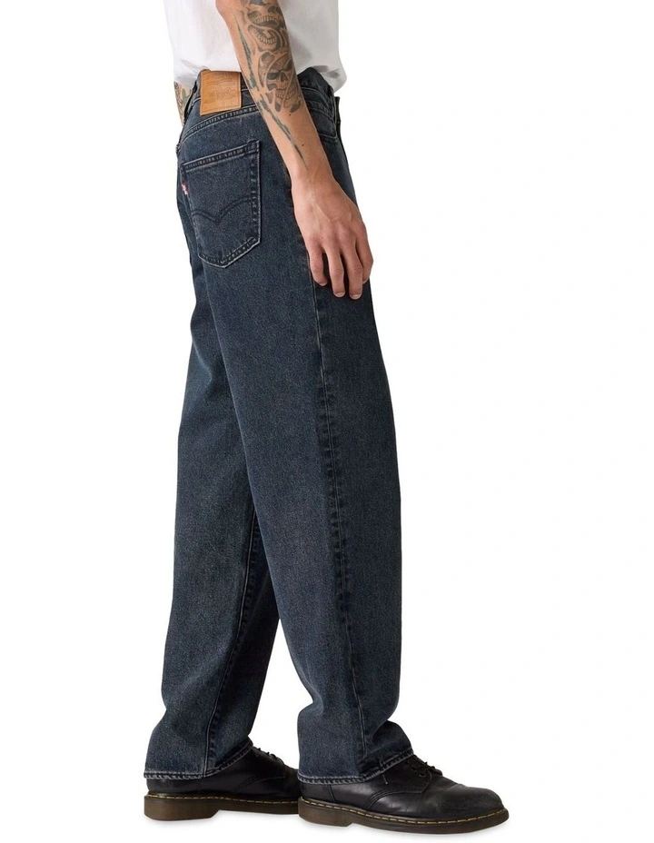 568 Straight Jeans in Blue image 3