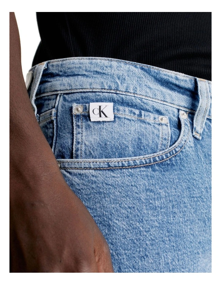 Slim Taper Jeans in Denim Light image 4