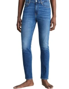 Slim Taper Jeans in Denim Dark