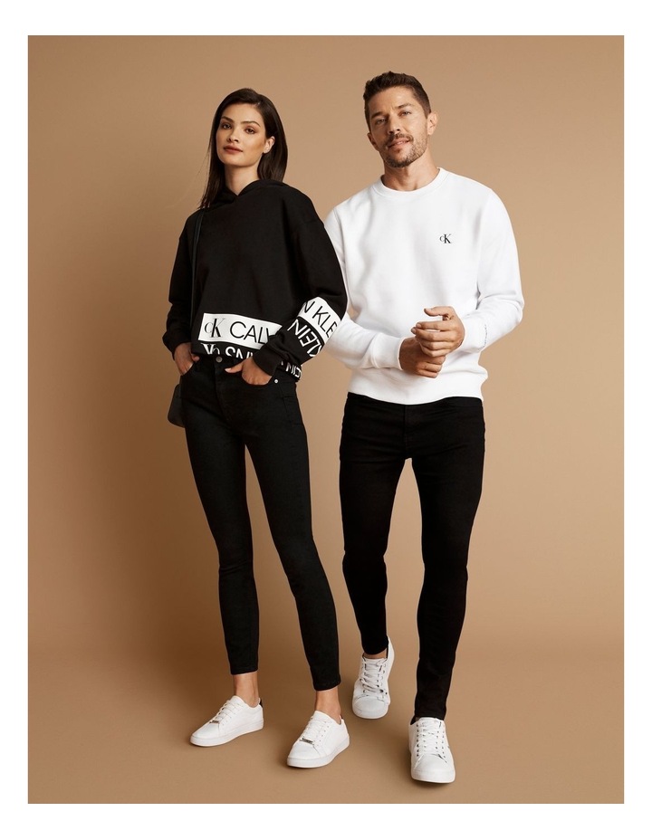 016 Low Rise Skinny Jeans in Black image 4
