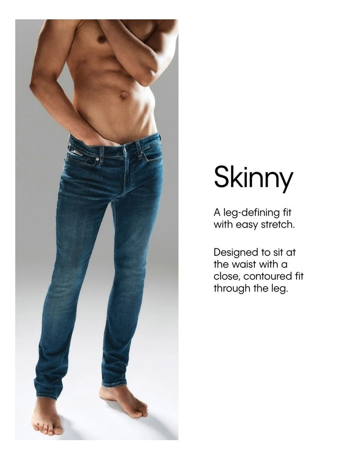 016 Low Rise Skinny Jeans in Black image 6