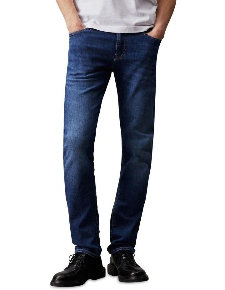 Core Low Rise Slim Jeans Mid in Blues image 2