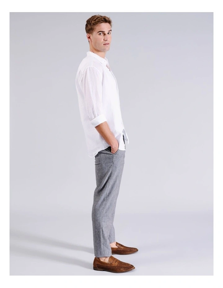 Taylor Textured Pant in Black image 5