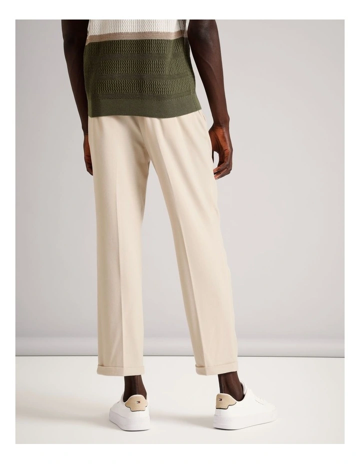 Colton Elasticated Relaxed Pant in Natural image 5