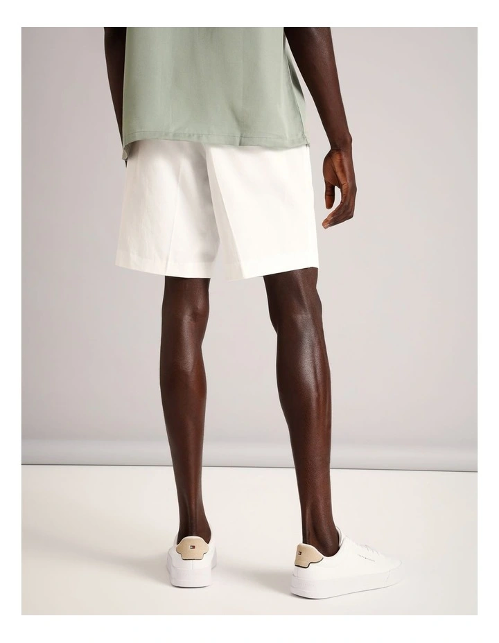 Louis Front Pleat Short in Ecru image 4