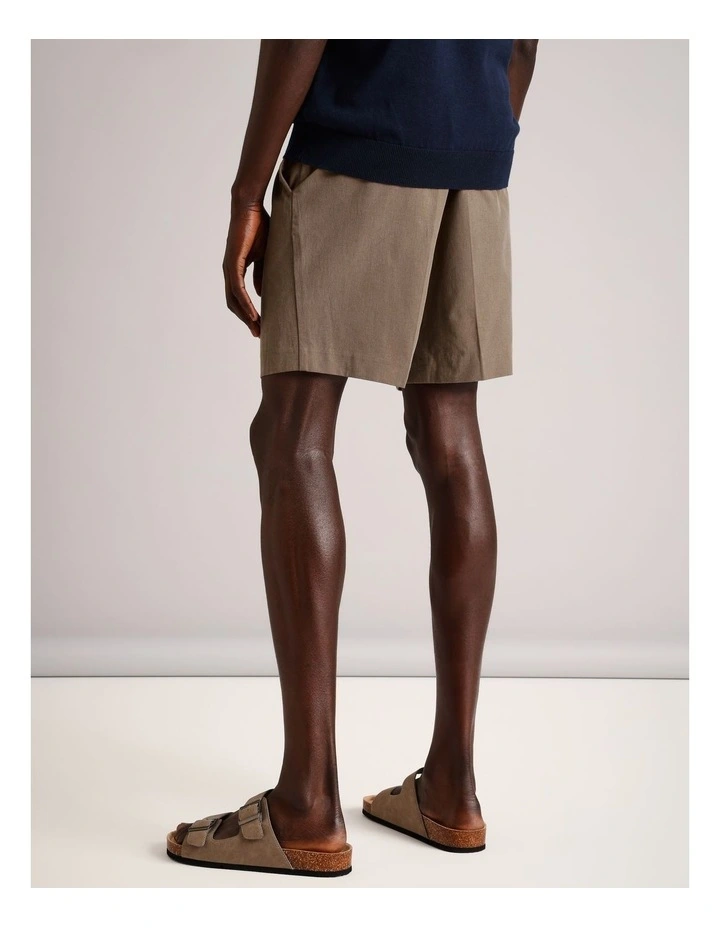 Louis Front Pleat Short in Taupe image 5