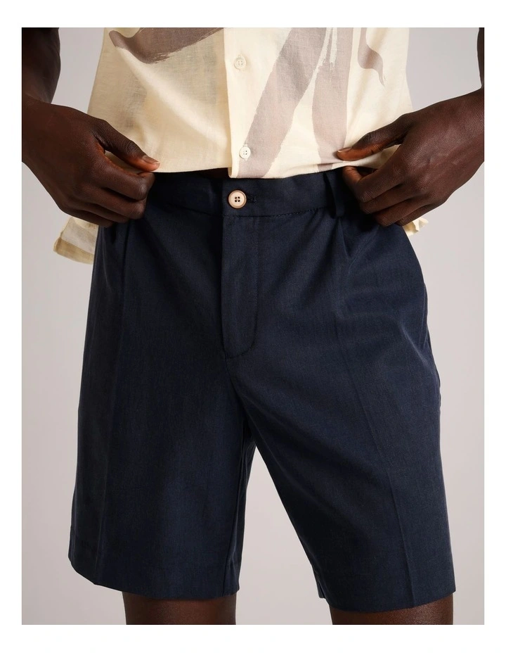 Louis Front Pleat Short in Navy image 3