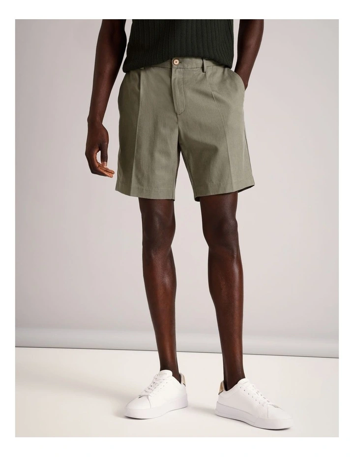 Louis Front Pleat Short in Khaki image 1