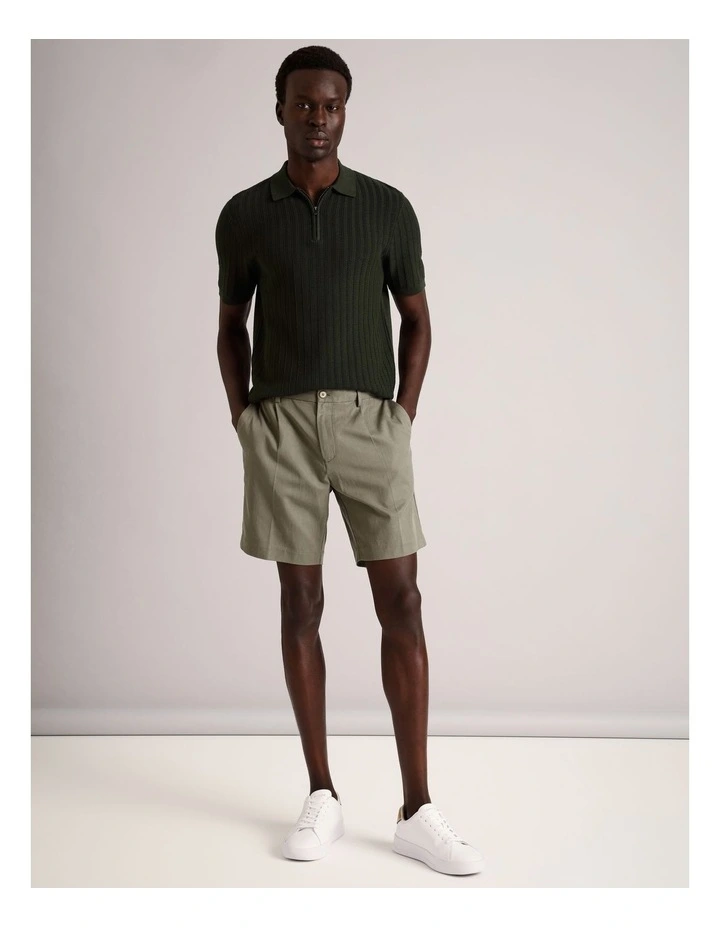 Louis Front Pleat Short in Khaki image 2