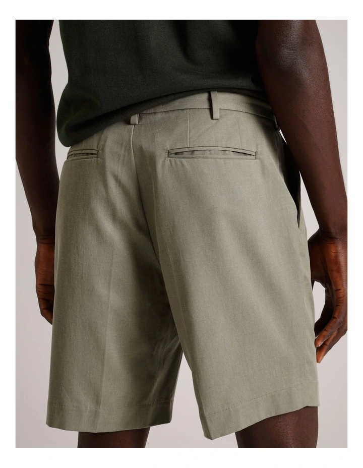 Louis Front Pleat Short in Khaki image 4
