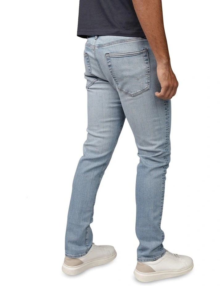 AirFlex+ Slim Jean in Blue image 2