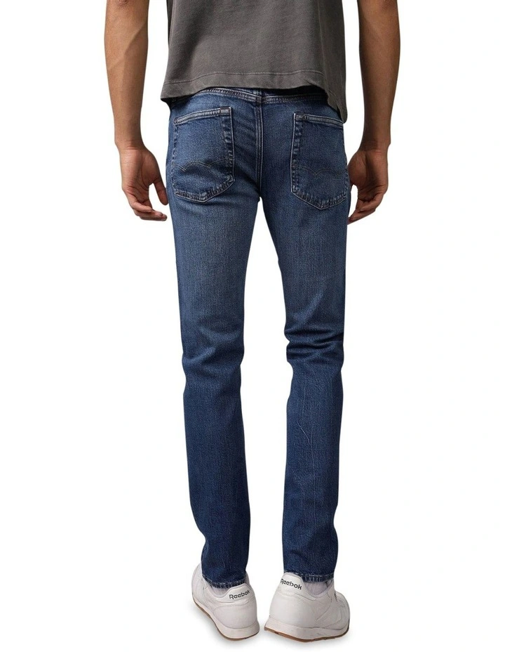 Intl Excl Medium Clean Slim Fit Jeans in Blue image 2