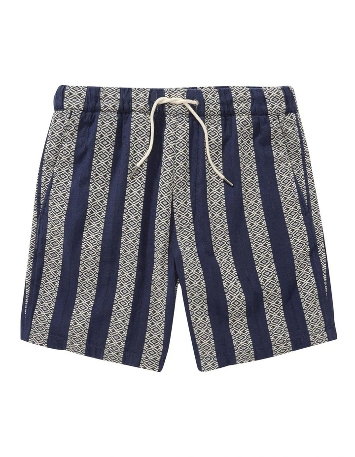 8 Trekker Short in Navy image 3