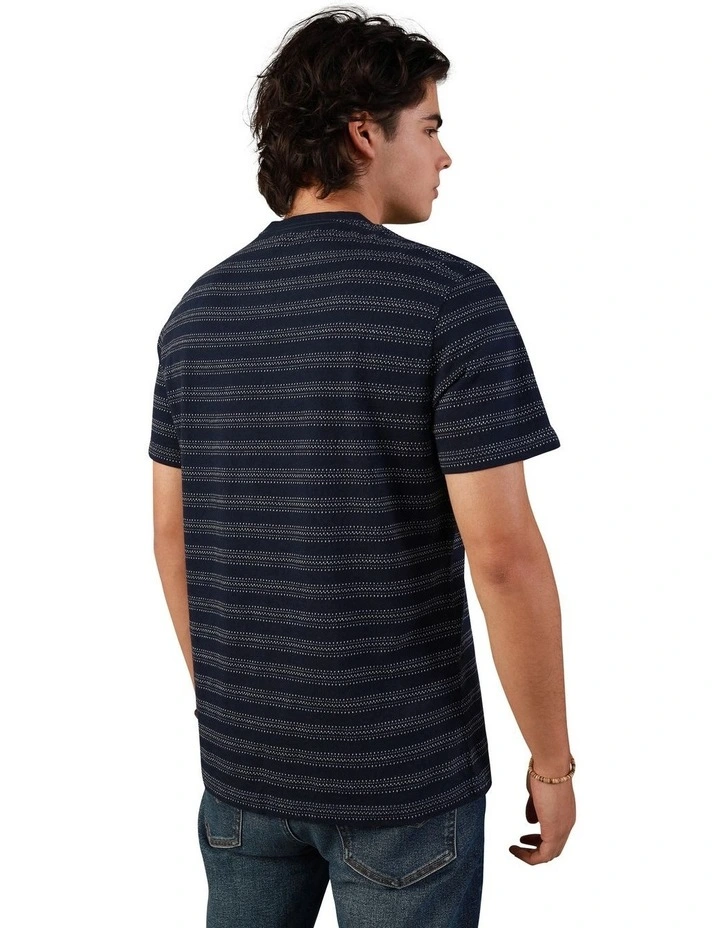 Super Soft Jacquard T-shirt in Navy image 2