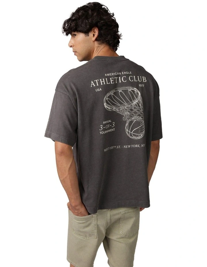Sort Sleeve Athleisure Graphic Tee in Dusted Slate image 2