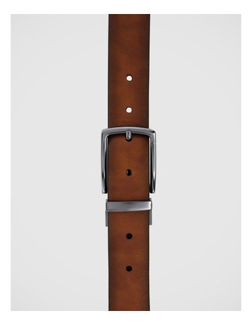Tan/Black colour