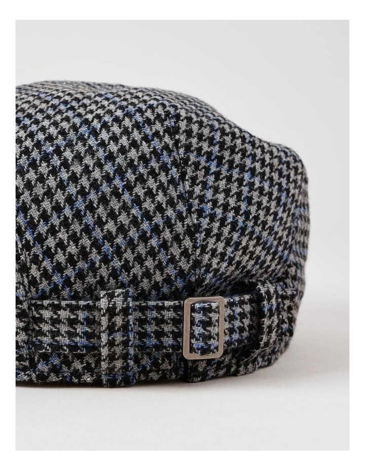 Driving Cap in Navy/Charcoal Check image 4
