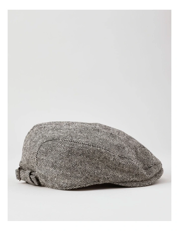 Driving Cap in Small Black Chevron image 3