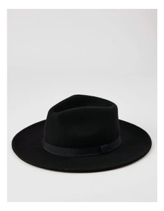 Fedora in Black