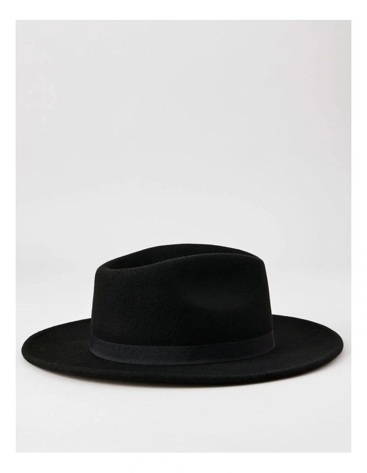Fedora in Black image 5