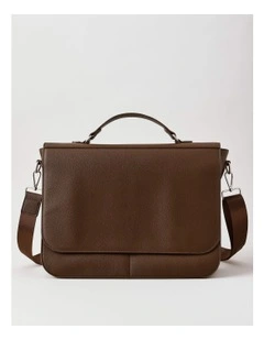 Luxe Pebbled Pu Messenger Bag in Brown