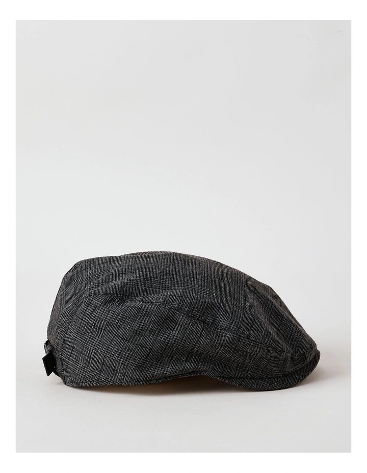 Driving Hat in Charcoal image 3