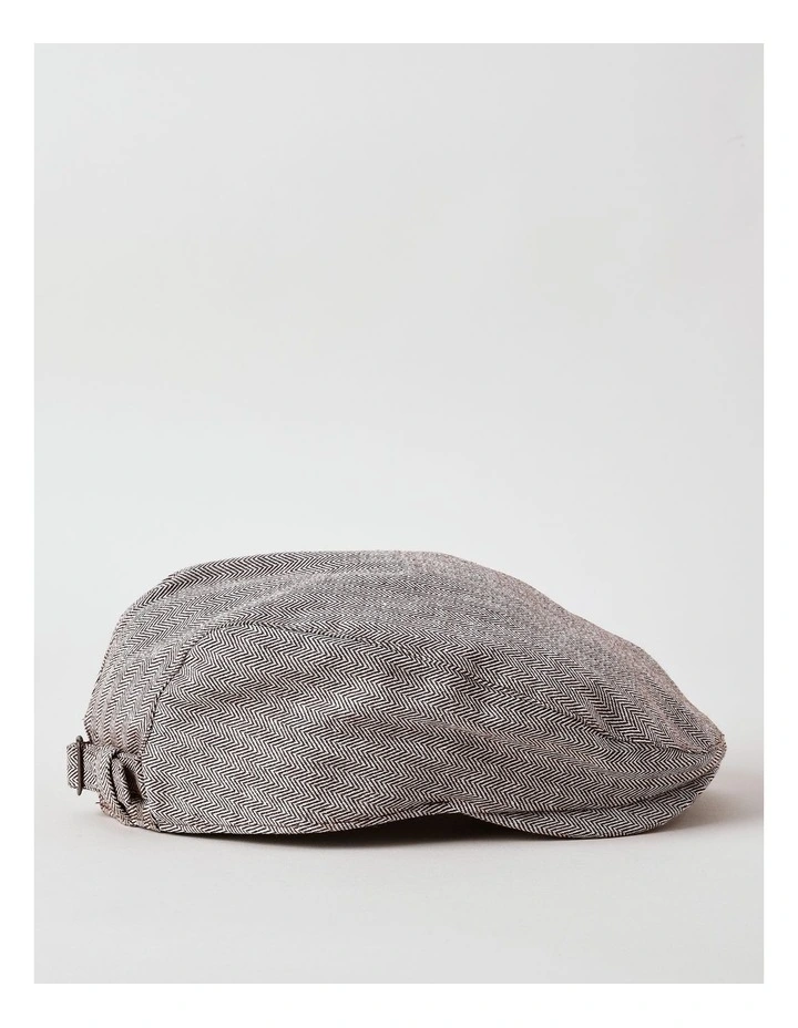 Driving Hat in Beige image 3