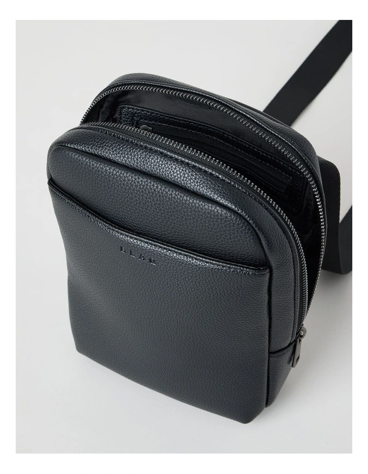 CROSSBODY BLACK image 6
