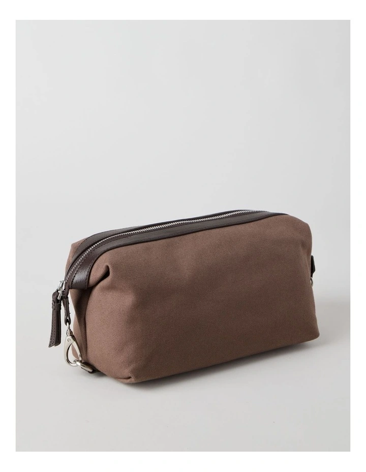 WASH BAG MALT image 2