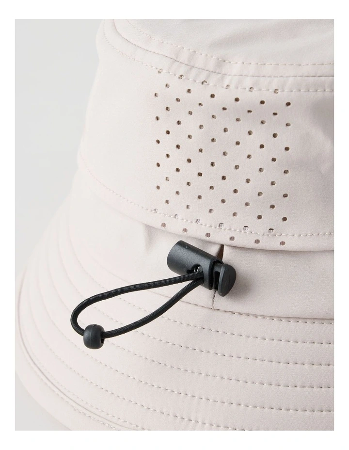 QUICKDRY BUCKET HAT SAND image 5