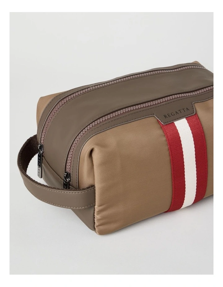 DOUBLE ZIP LARGE CAPACITY WET PACK  NUTMEG image 3