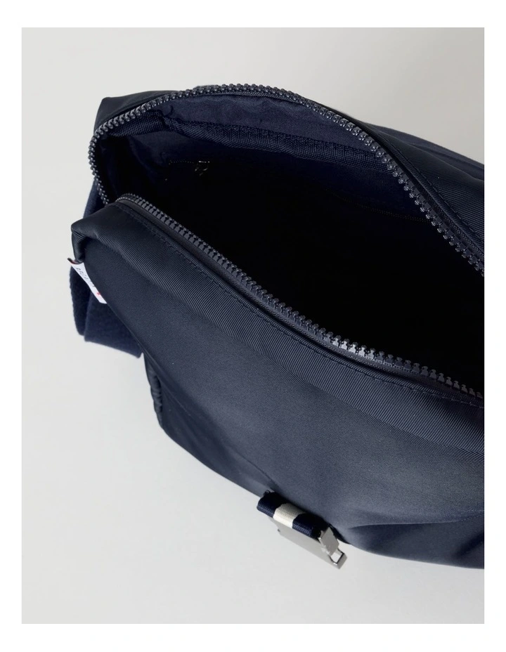 CROSS BODY BAG NAVY image 5