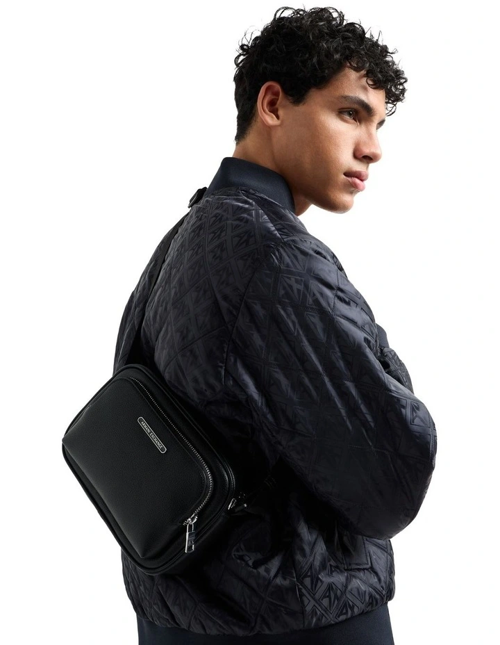 Okinawa Messenger Bag in Black image 2