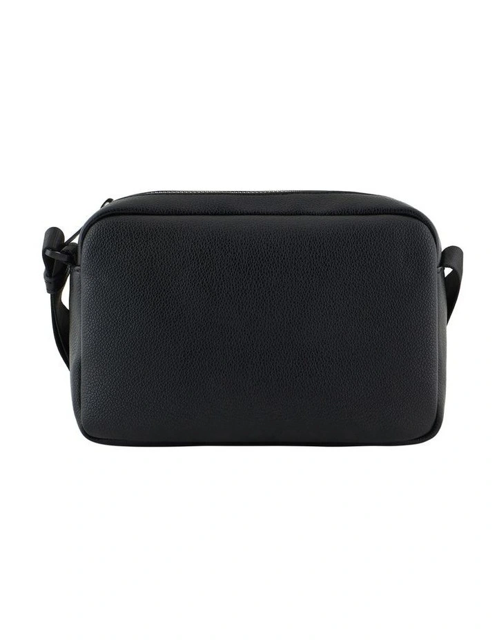 Okinawa Messenger Bag in Black image 3