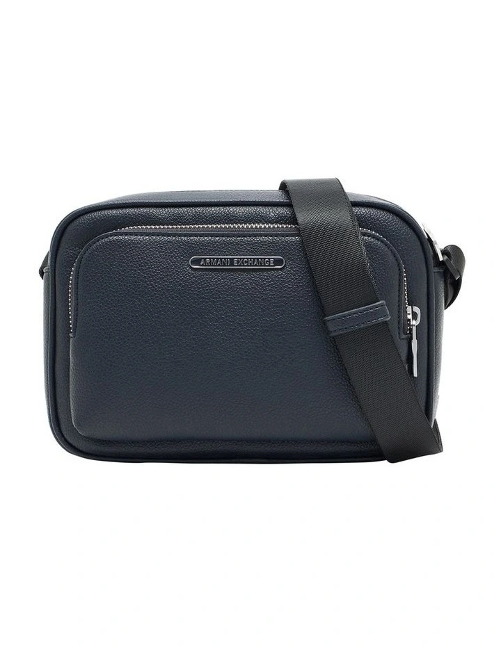 Okinawa Messenger Bag in Deep Navy image 1