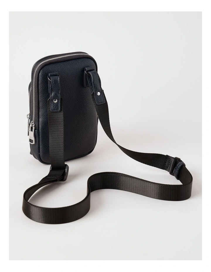 Okinawa Reporter Bag in Black image 3