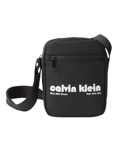 Graphic Reporter Bag in Black